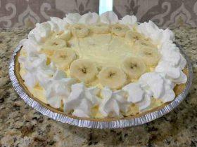 Old-fashioned banana cream pie with homemade vanilla custard and sliced bananas