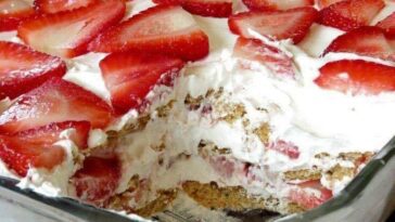 Strawberry Cream Cheese Icebox Cake