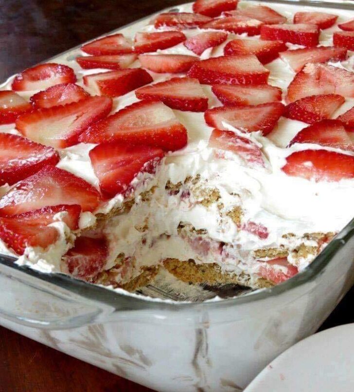 Strawberry Cream Cheese Icebox Cake - Recipes Need