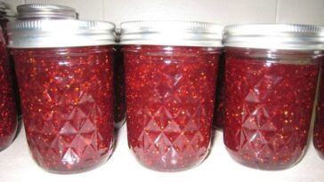 Quick and Easy Strawberry Jam