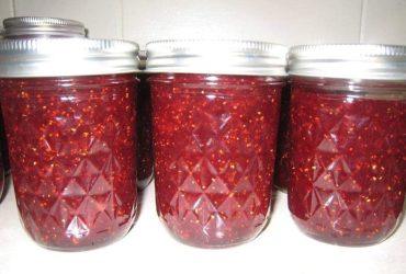 Quick and Easy Strawberry Jam