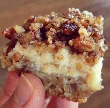 Pecan Cheesecake Squares - Recipes Need