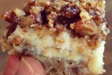 Pecan Cheesecake Squares