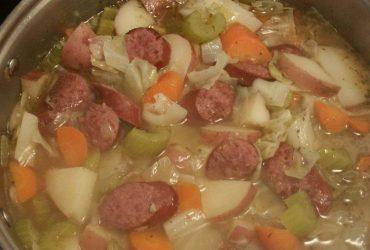INSTANT POT CABBAGE, SAUSAGE AND POTATO SOUP