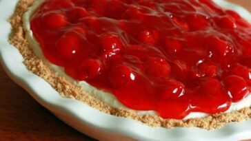 No-Bake Cherry Cheesecake Lush