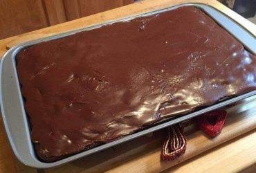 HERSHEY’S SYRUP BROWNIES