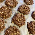 EASY NO BAKE COOKIES