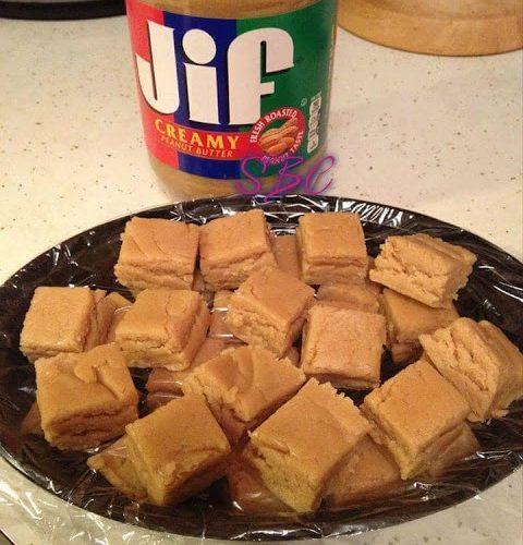 Creamy Peanut Butter Fudge Super Quick and Easy!