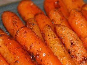 Healthy Honey Roasted Carrots