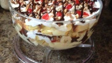 Banana Split Trifle