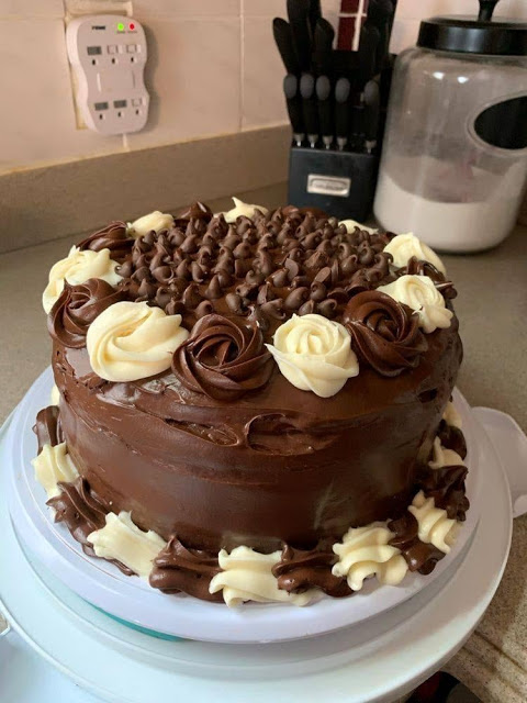 Hersheys chocolate cake