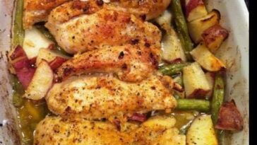 GARLIC & LEMON CHICKEN WITH RED POTATOES & GREEN BEANS