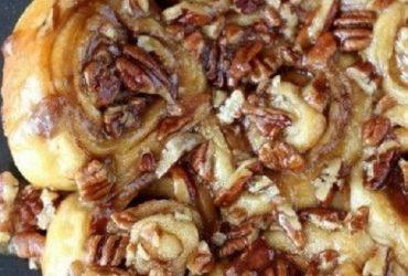 Made From Scratch Caramel Pecan Sticky Rolls