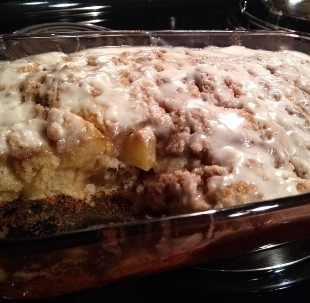 APPLE CAKE