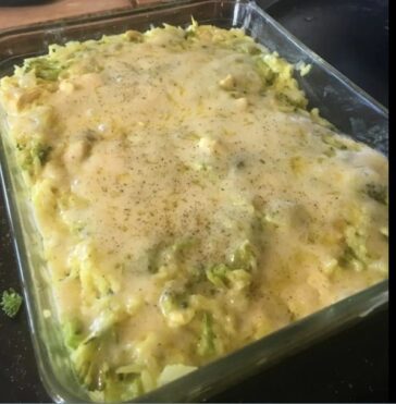 Broccoli Rice Cheese and Chicken Casserole - Recipes Need