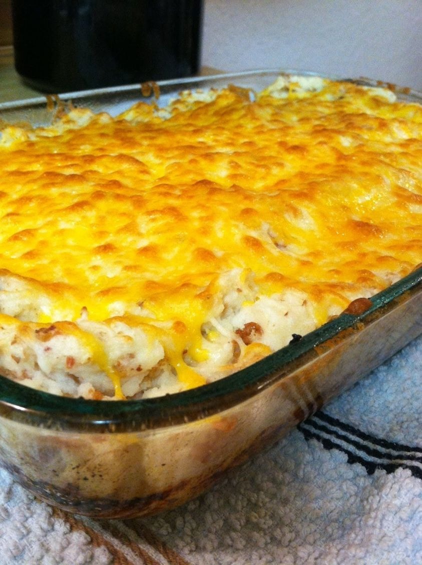 Simple Chicken Casserole With Mashed Potatoes On Top