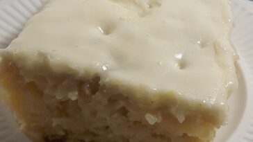 Moist Pineapple Cake