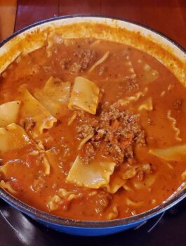One Pot Lasagna Soup - Recipes Need
