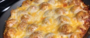 Meatballs with Potatoes and Cheese