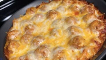 Meatballs with Potatoes and Cheese