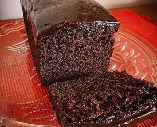 Moist Eggless Chocolate Cake