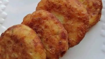 Quick and Easy Pan Fried Corn Fritters