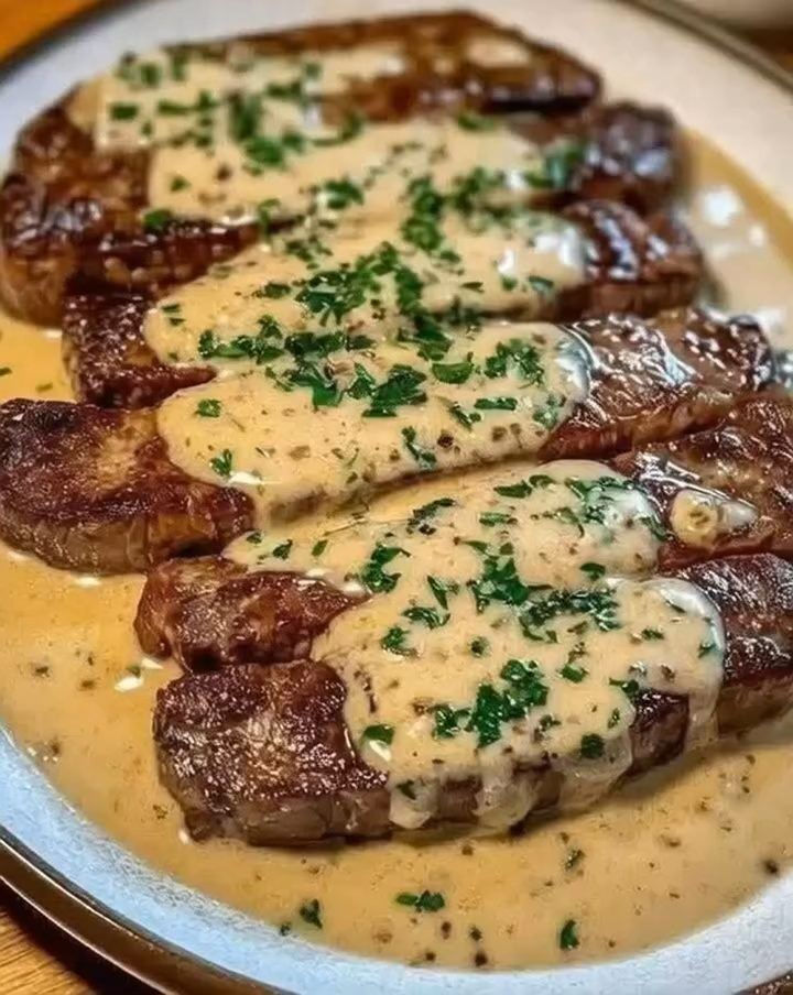 Juicy Steak with Creamy Garlic Sauce