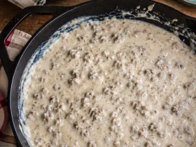 Pioneer Woman Sausage Gravy