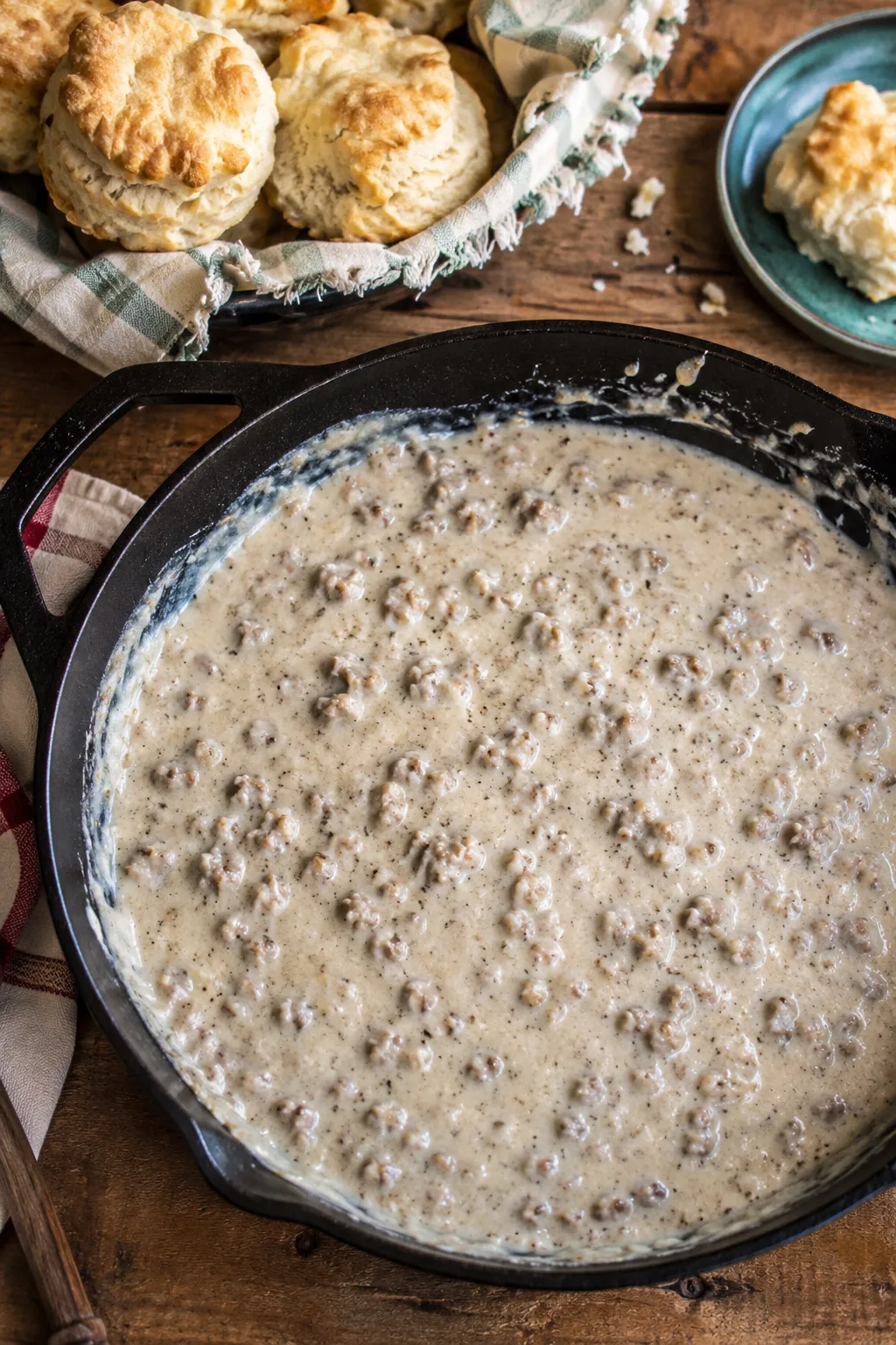 Pioneer Woman Sausage Gravy