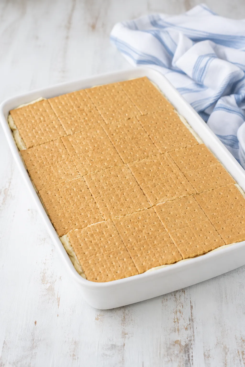 No-Bake Chocolate Eclair Cake