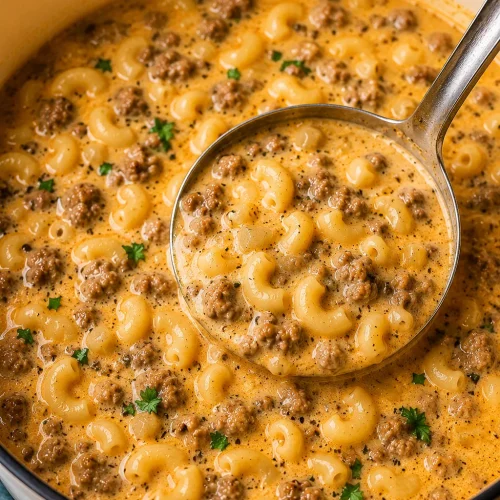 One-Pot Macaroni Cheeseburger Soup