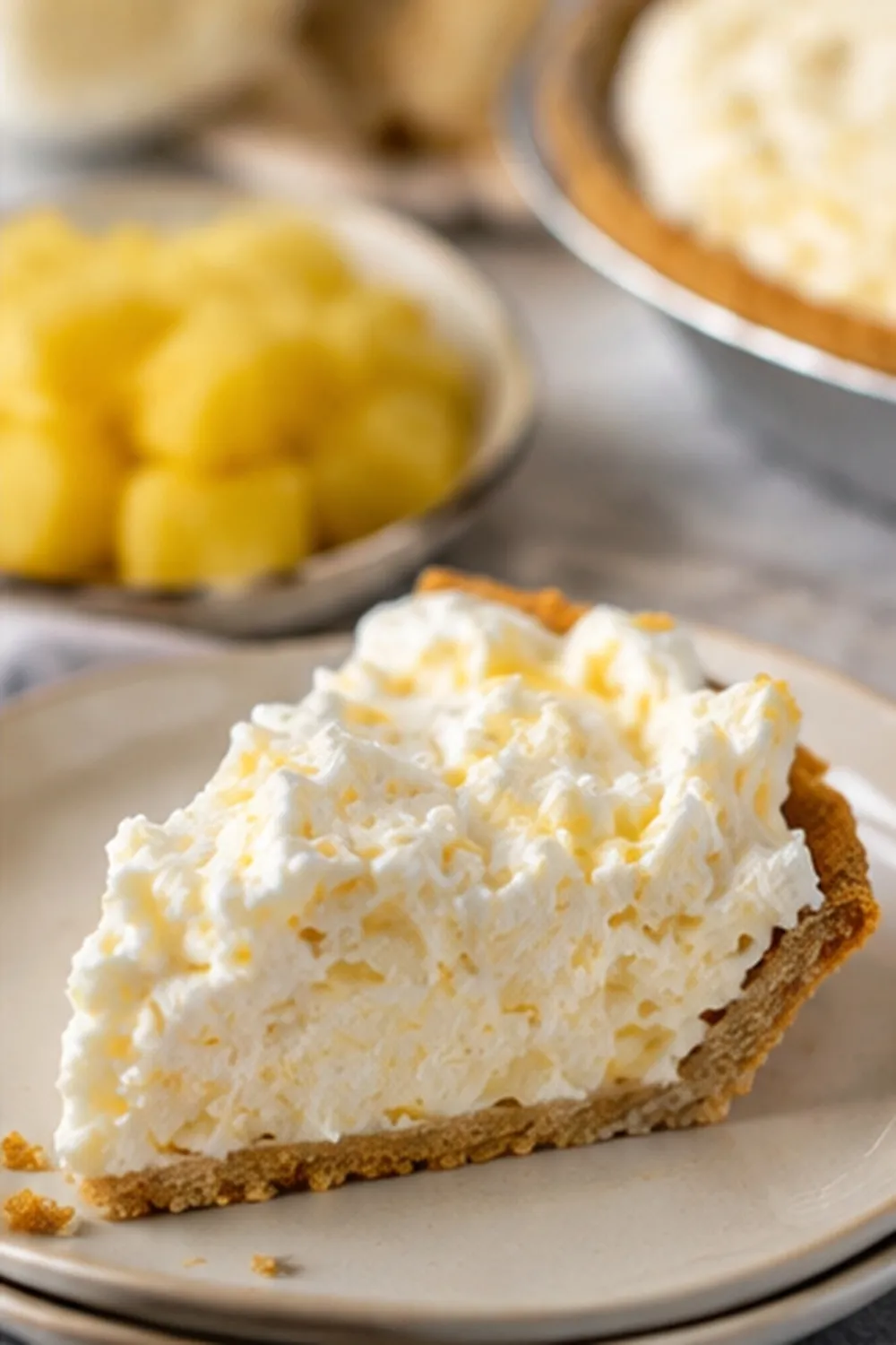 Ingredients for 3-Ingredient Pineapple Fluff Pie